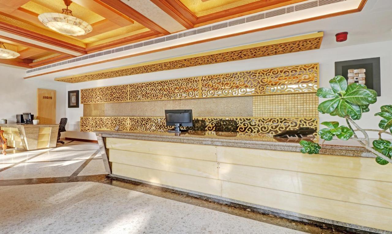 Hôtel Treebo Tryst Vakkom Palazzo à Varkala Extérieur photo