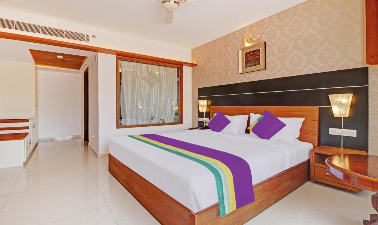 Hôtel Treebo Tryst Vakkom Palazzo à Varkala Extérieur photo