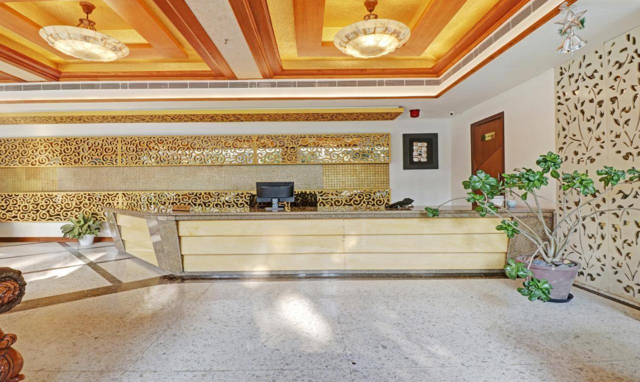 Hôtel Treebo Tryst Vakkom Palazzo à Varkala Extérieur photo
